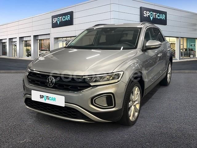 Gris / plata Usado 2022 VW T-Roc Life SUV | 22.400 € (Precio justo) - Imagen 1/4