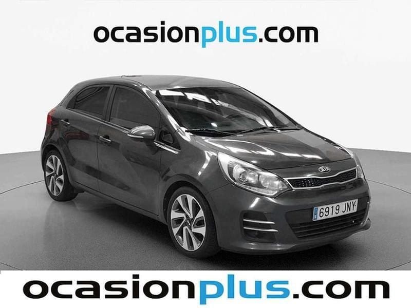 Usado Kia Rio 84 CV (61 kW) 2016 Negro Utilitario