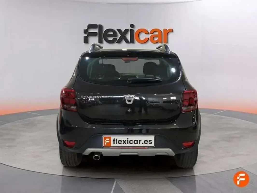Occasion Dacia Sandero Comfort 95 PK (69 kW) 2020 Zwart Sedan