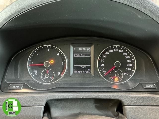 Usado VW Multivan Comfortline 180 CV (132 kW) 2015 Gris / plata Monovolumen