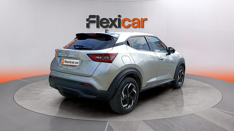 Usado Nissan Juke N-Connecta 114 HP (83 kW) 2024 Cinzento SUV