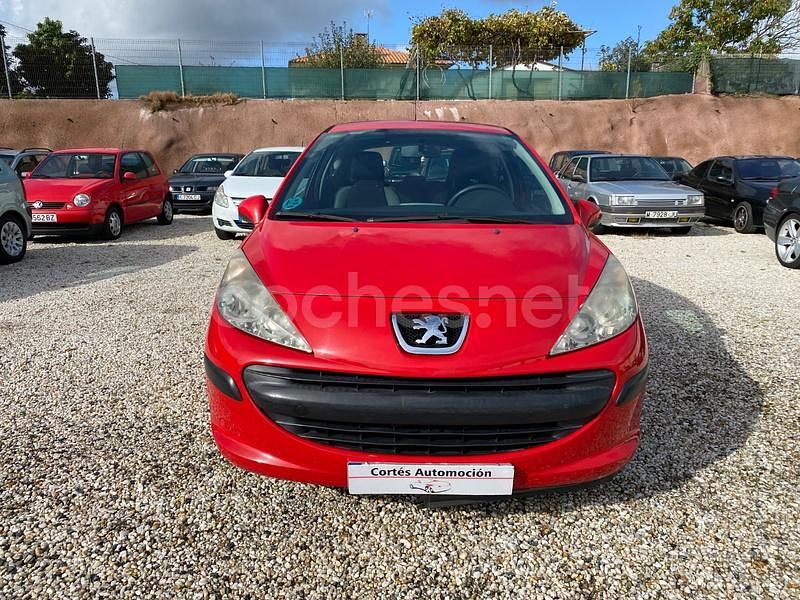 Usado Peugeot 207 75 CV (55 kW) 2008 Rojo Berlina