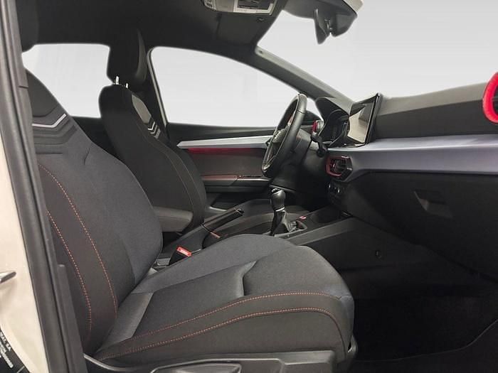 Usado Seat Ibiza FR 110 CV (80 kW) 2021 Blanco Utilitario