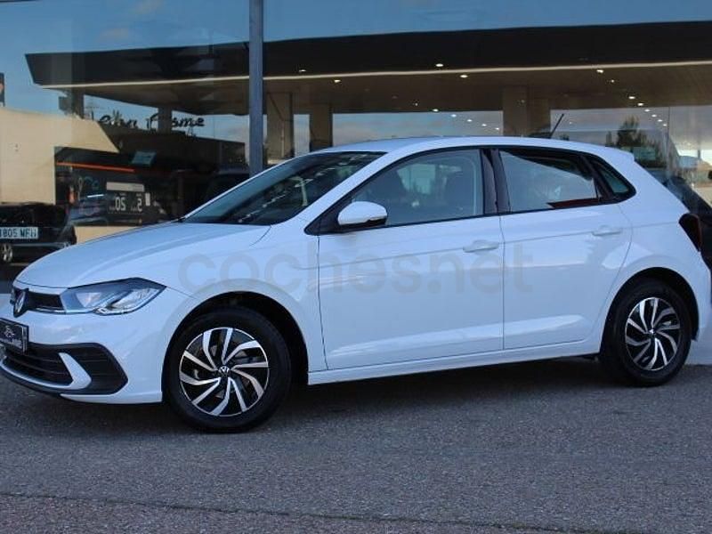 Usado VW Polo Life 95 CV (69 kW) 2023 Blanco Utilitario