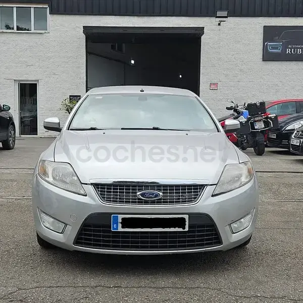 Usado Ford Mondeo 125 CV (91 kW) 2009 Gris / plata Berlina