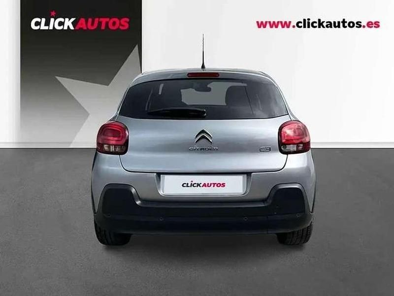 Usado Citroën C3 111 CV (81 kW) 2024 Gris Utilitario