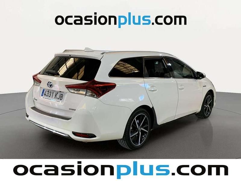 Usado Toyota Auris Touring Sports Edition 136 CV (100 kW) 2018 Blanco Familiar