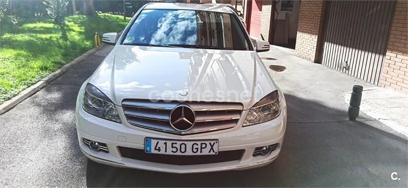 Usado Mercedes C200 Avantgarde 136 CV (100 kW) 2009 Blanco Berlina