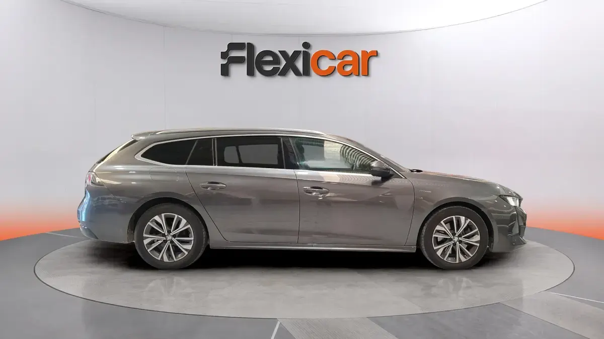 Usado Peugeot 508 SW Allure 225 CV (165 kW) 2021 Gris Familiar