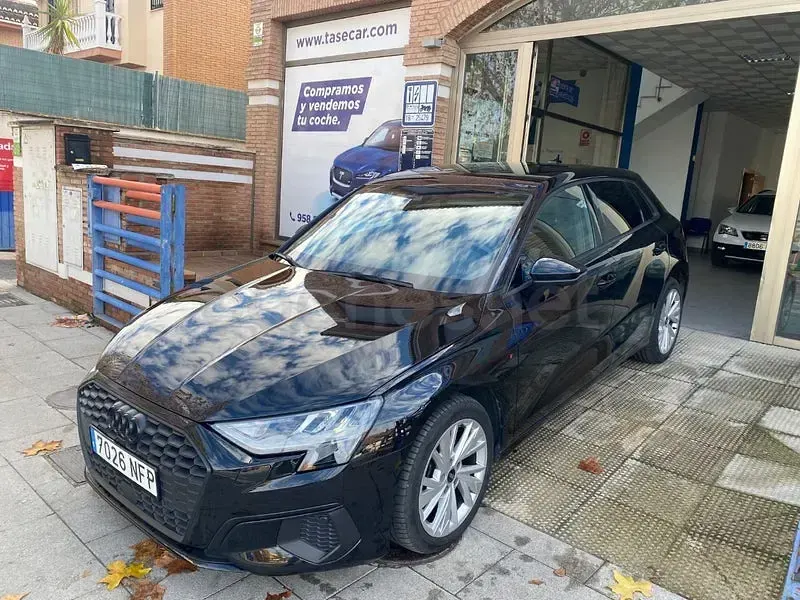 Usado Audi A3 S-Line 150 CV (110 kW) 2021 Negro Berlina