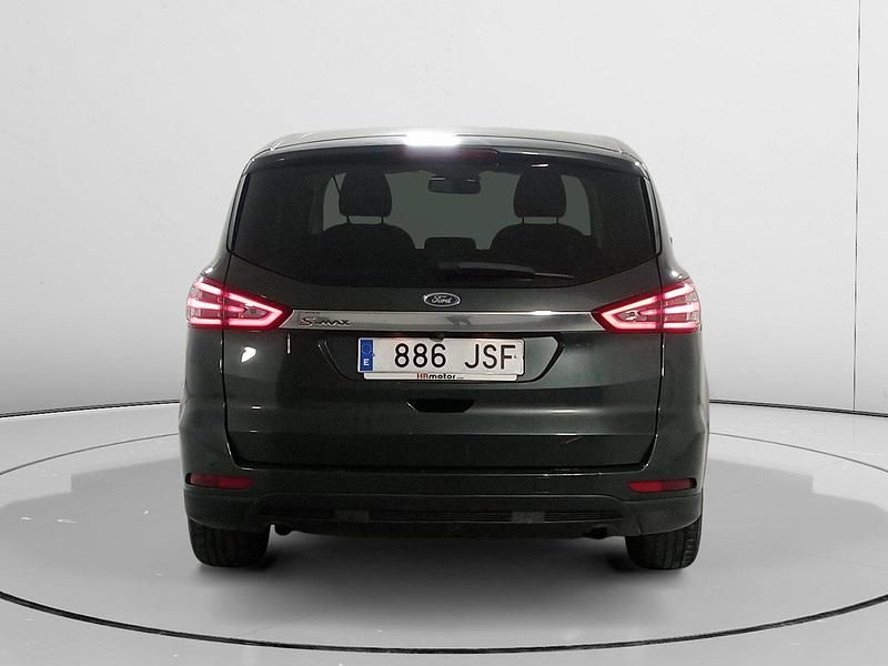 Usado Ford S-MAX Titanium S 151 CV (111 kW) 2016 Gris Monovolumen