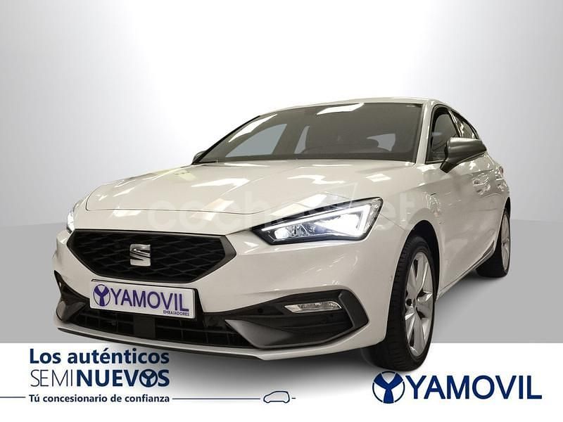 Blanco Usado 2024 Seat Leon FR Berlina | 29.250 € (Caro) - Imagen 1/4