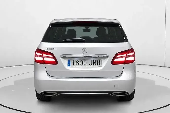 Usado Mercedes B180 109 CV (80 kW) 2016 Utilitario