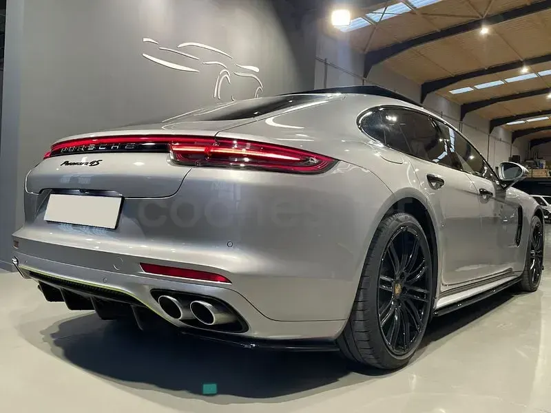 Usado Porsche Panamera 4S 422 CV (310 kW) 2017 Gris / plata Berlina