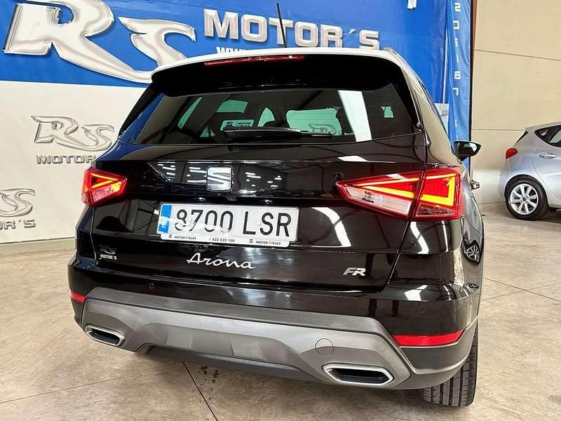 Usado Seat Arona FR 110 CV (80 kW) 2021 Negro SUV