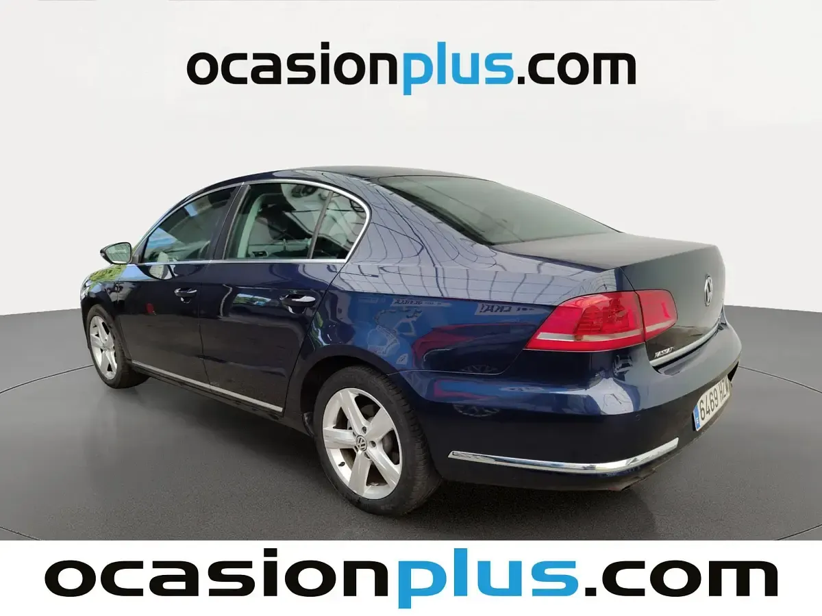 Usado VW Passat Exclusive 140 CV (102 kW) 2014 Azul Berlina