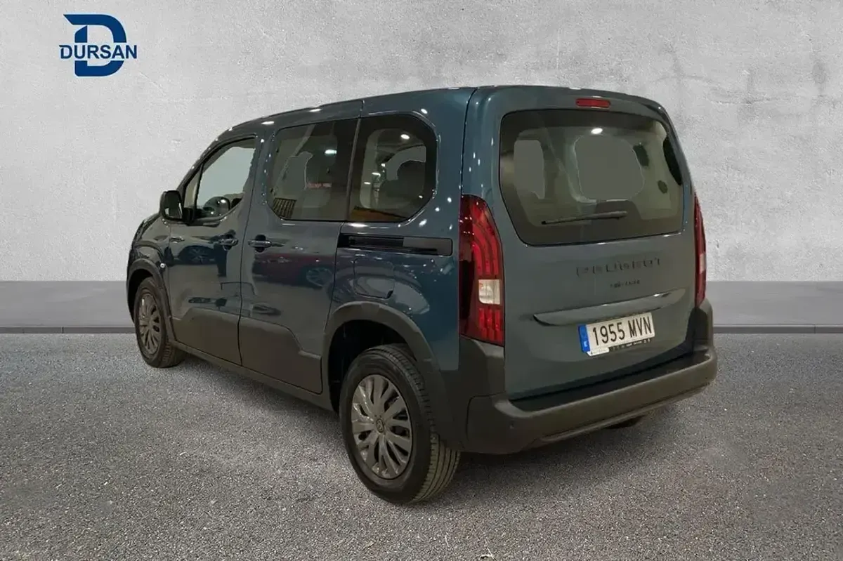 Usado Peugeot Rifter Allure 130 CV (95 kW) 2024 Azul Monovolumen