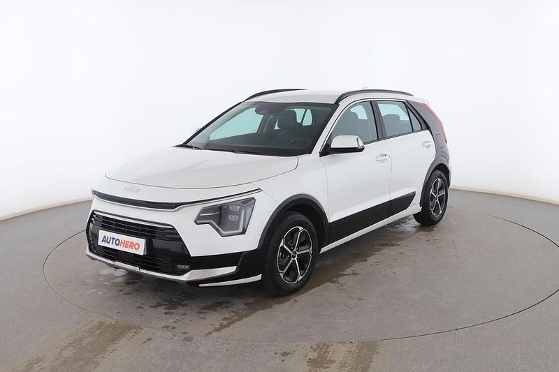 Usado Kia Niro 129 CV (94 kW) 2024 Blanco SUV