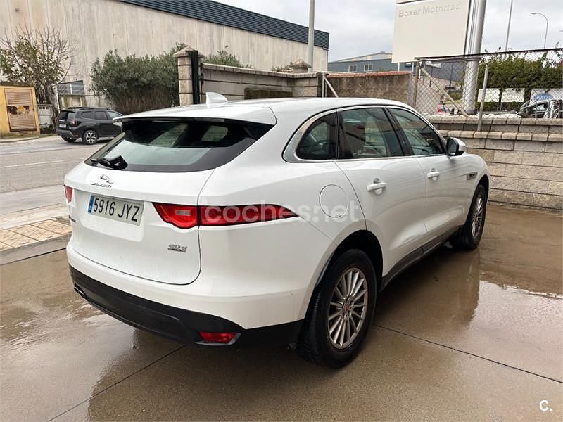 Usado Jaguar F-Pace Prestige 180 CV (132 kW) 2017 Blanco SUV