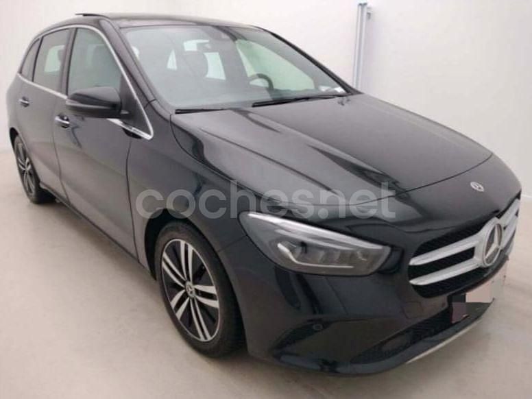 Negro Usado 2021 Mercedes B200 Monovolumen | 21.490 € (Precio justo) - Imagen 1/4
