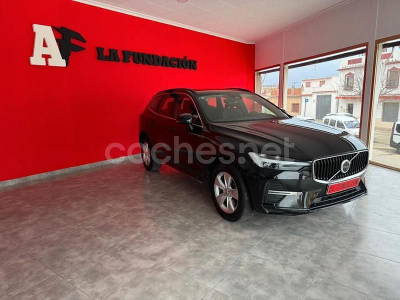 Usado Volvo XC60 Core 197 CV (144 kW) 2023 Negro SUV