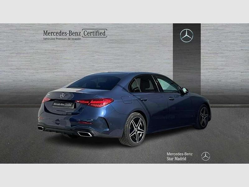 Usado Mercedes C220 197 HP (144 kW) 2025 Sedan