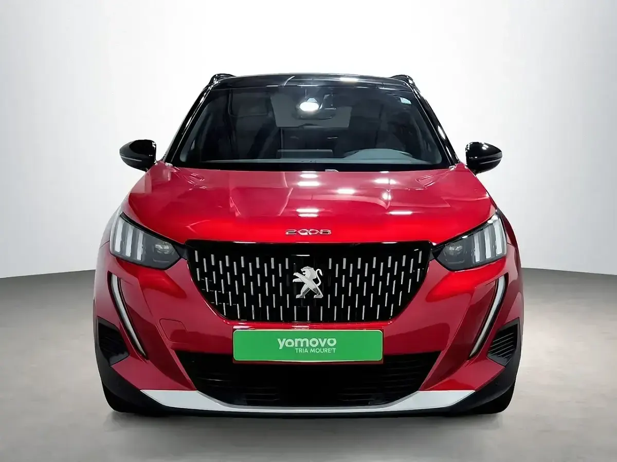 Usado Peugeot 2008 GT 131 CV (96 kW) 2023 Rojo SUV