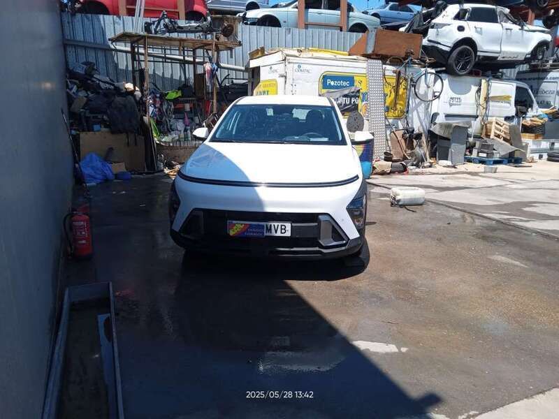 Blanco Nuevo 2024 Hyundai Kona SUV | 12.500 € - Imagen 1/4