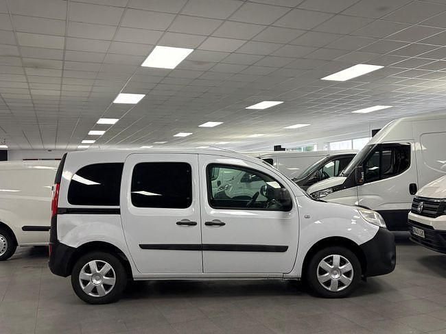 Usado Renault Kangoo 90 CV (66 kW) 2017 Blanco Monovolumen