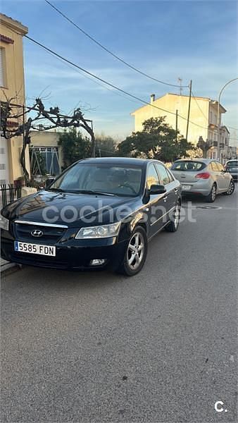 Negro Usado 2006 Hyundai Sonata Comfort Berlina | 4200 € (Precio justo) - Imagen 1/4