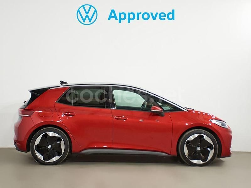 Usado VW ID.3 Pro 150 kW (204 CV) 2023 Rojo Utilitario