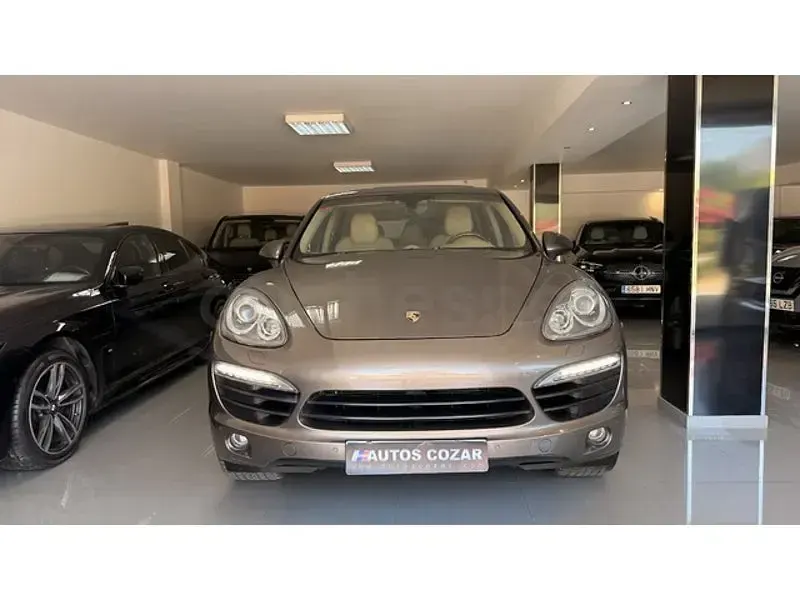 Usado Porsche Cayenne 400 CV (294 kW) 2010 Beige SUV