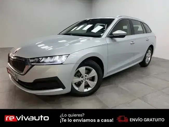 Usado Skoda Octavia Ambition 150 CV (110 kW) 2021 Gris Familiar