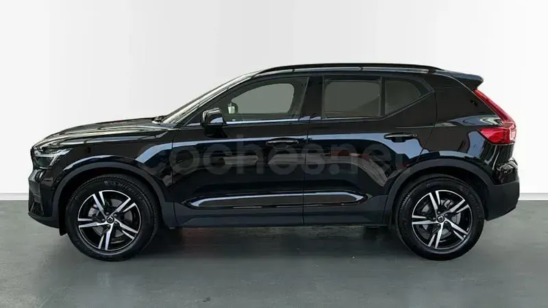 Usado Volvo XC40 Plus 163 CV (119 kW) 2025 Negro SUV