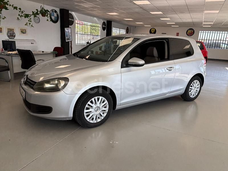 Gris / plata Usado 2009 VW Golf VI Berlina | 9500 € (Precio justo) - Imagen 1/4