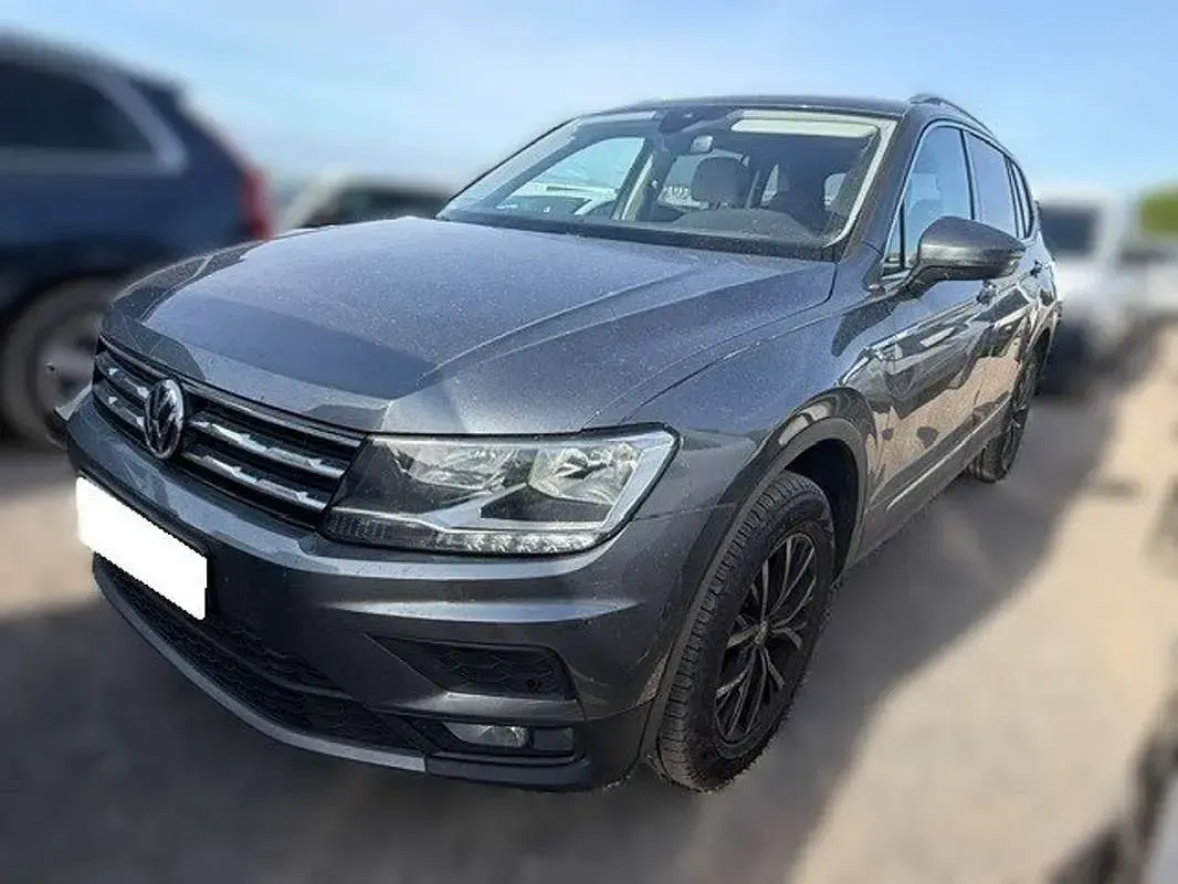 Usado VW Tiguan Allspace Advance 150 CV (110 kW) 2021 Gris SUV