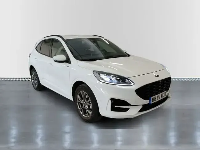 Usado Ford Kuga ST-Line X 225 CV (165 kW) 2022 Blanco SUV