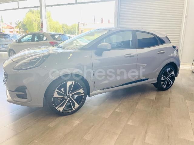 Usado Ford Puma ST-Line X 125 CV (91 kW) 2023 Gris / plata SUV