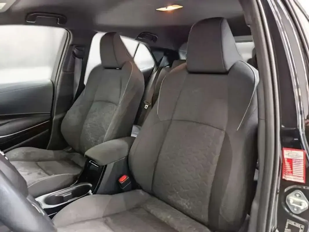 Usado Toyota Corolla Active 122 CV (89 kW) 2019 Negro Utilitario
