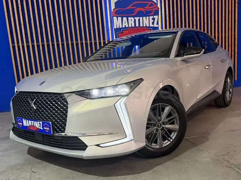 Usado DS Automobiles DS4 Bastille 130 CV (95 kW) 2023 Beige SUV