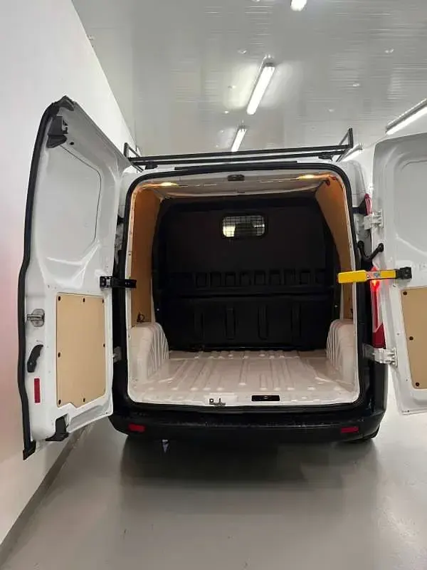 Usado Ford Transit Custom Ambiente 105 CV (77 kW) 2021 Blanco Van