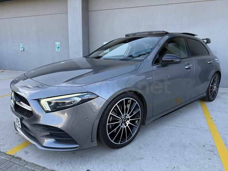 Usado Mercedes A220 190 CV (139 kW) 2021 Gris / plata Berlina