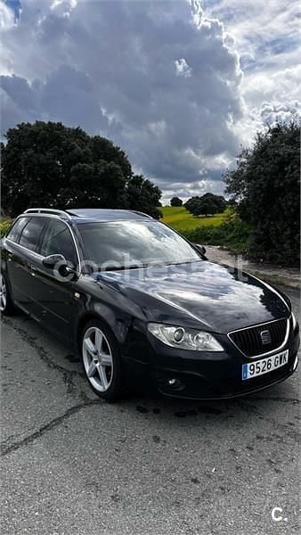 Usado Seat Exeo Sport 143 CV (105 kW) 2010 Negro Familiar