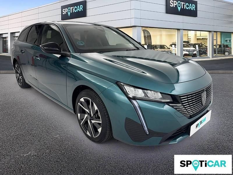 Usado Peugeot 308 SW Allure 130 CV (95 kW) 2024 Verde Familiar