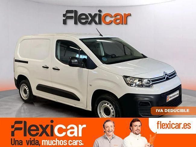 Usado Citroën Berlingo Feel 102 CV (75 kW) 2021 Blanco Monovolumen