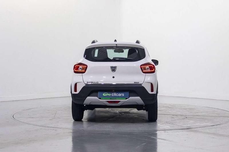 Usado Dacia Spring Comfort 33 kW (45 CV) 2021 Blanco Utilitario