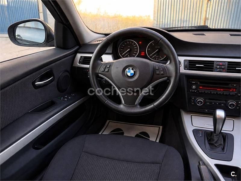Usado BMW 320 177 CV (130 kW) 2009 Azul Berlina