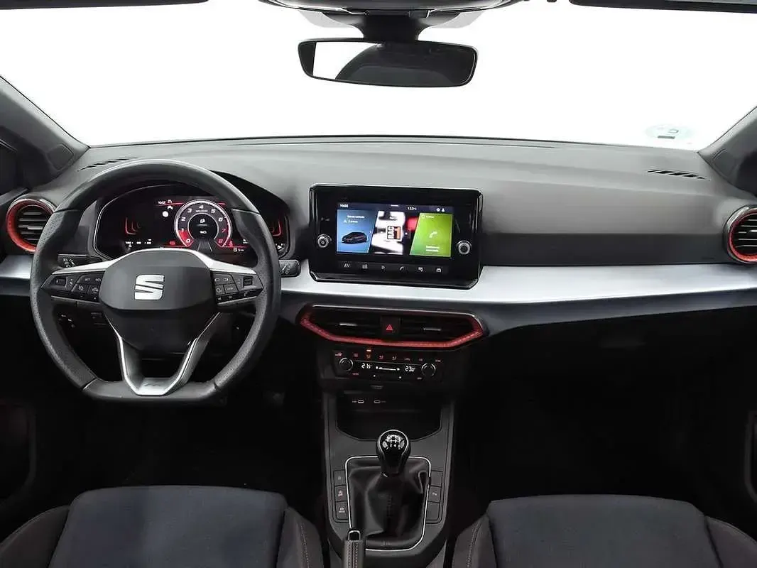 Usado Seat Ibiza FR 116 CV (85 kW) 2025 Azul Utilitario