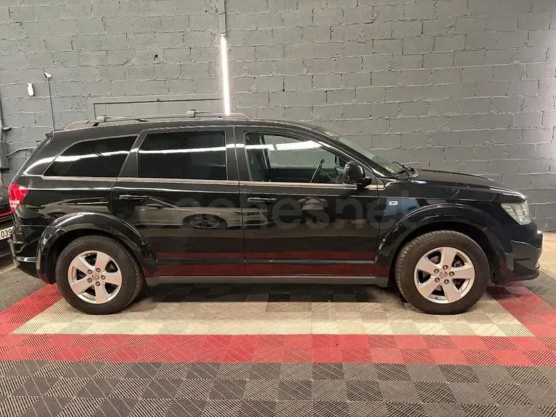 Usado Dodge Journey SXT 140 CV (102 kW) 2010 Negro SUV