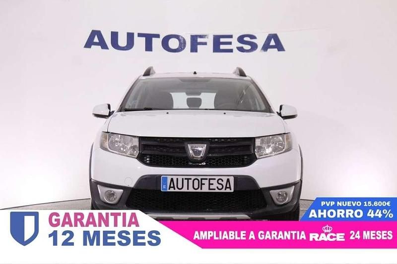 Usado Dacia Sandero Stepway 90 CV (66 kW) 2017 Blanco Berlina